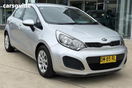 Silver 2013 Kia RIO Hatchback S