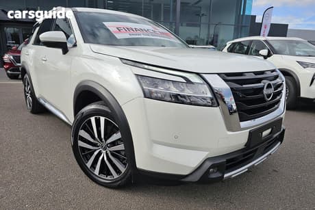 White 2023 Nissan Pathfinder Wagon Ti-L (4Wd)