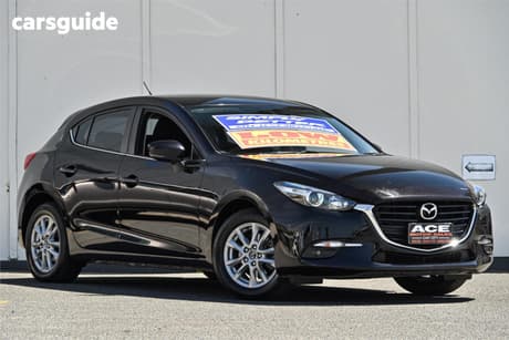 Black 2018 Mazda 3 Hatchback Maxx Sport