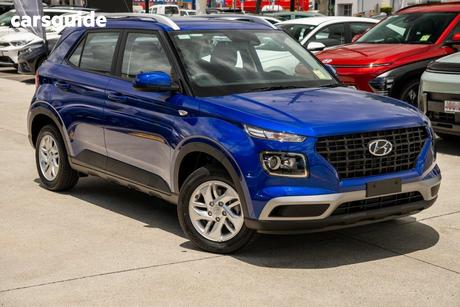 Blue 2025 Hyundai Venue Wagon