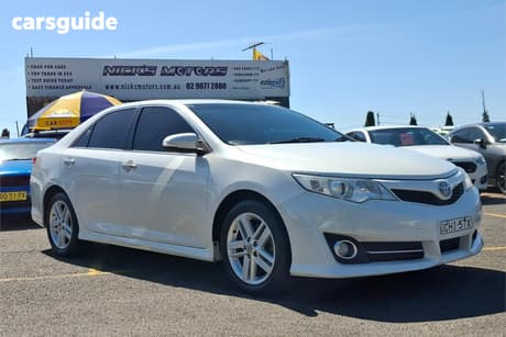 White 2012 Toyota Camry Sedan Atara S