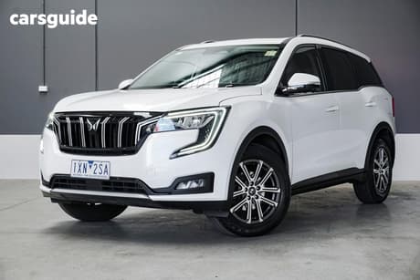 White 2023 Mahindra XUV700 Wagon Ax7L