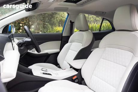 Black 2025 MG MG3 Hatchback Essence Hybrid+