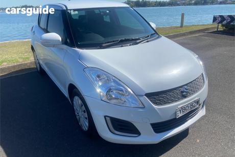 White 2014 Suzuki Swift Hatchback Gl
