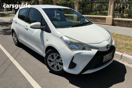White 2017 Toyota Yaris Hatchback Ascent