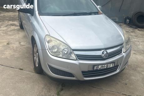 Silver 2008 Holden Astra Hatchback Cd