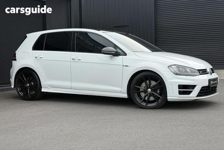 White 2015 Volkswagen Golf Hatchback R