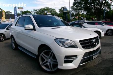 White 2013 Mercedes-Benz ML350 Wagon Cdi Bluetec (4X4)