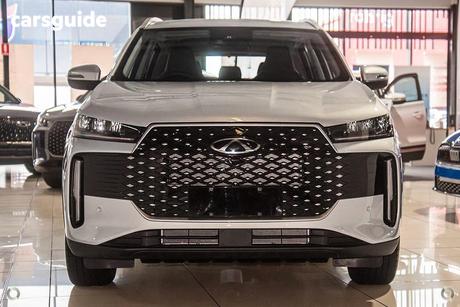 Silver 2025 Chery Tiggo 4 Wagon Ultimate