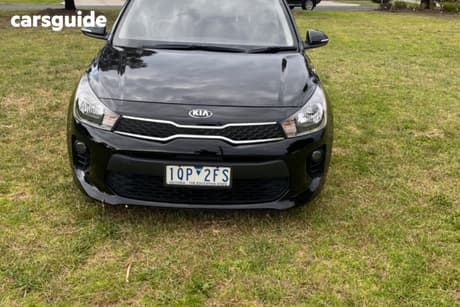 Black 2019 Kia RIO Hatchback Sport