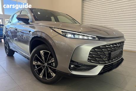 Silver 2024 MG HS Wagon Excite