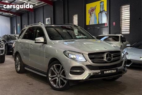 White 2016 Mercedes-Benz GLE500 Wagon E (Hybrid)