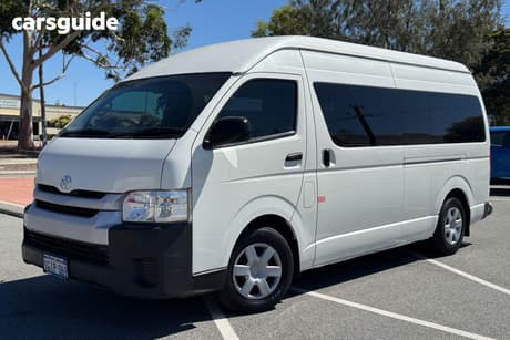 White 2017 Toyota HiAce Bus Commuter
