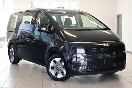 Blue 2022 Hyundai Staria Wagon