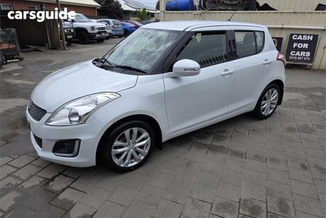White 2015 Suzuki Swift Hatchback Gl Navigator