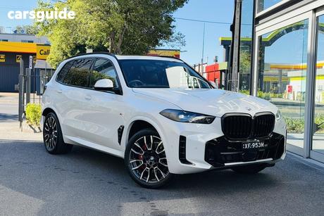 White 2025 BMW X5 Wagon Xdrive30D M Sport Mhev