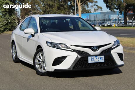 White 2020 Toyota Camry Sedan Ascent Sport