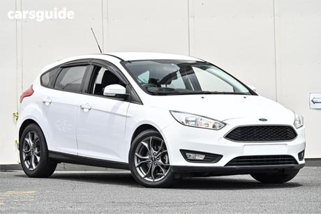 White 2017 Ford Focus Hatchback Trend