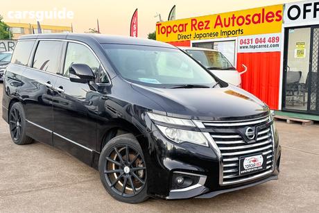 Black 2017 Nissan Elgrand Wagon