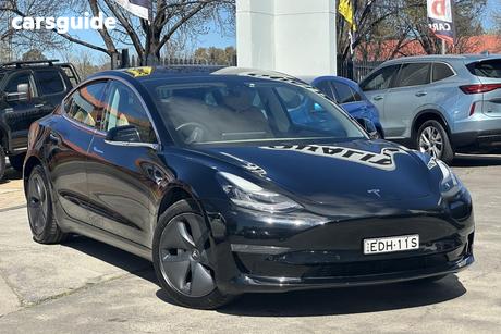 Black 2019 Tesla Model 3 Sedan Standard Range Plus