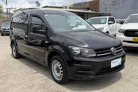 Black 2016 Volkswagen Caddy Commercial TSI220 F