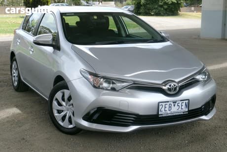 Silver 2018 Toyota Corolla Hatchback Ascent