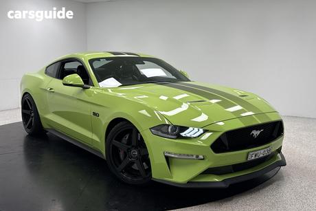 Green 2019 Ford Mustang Fastback Gt 5.0 V8