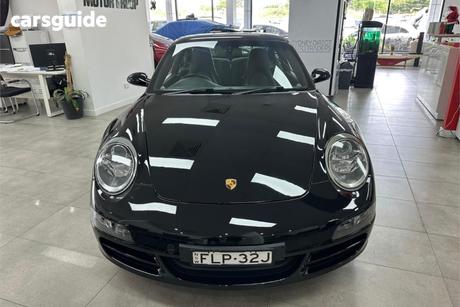 Black 2006 Porsche 911 Coupe Carrera S