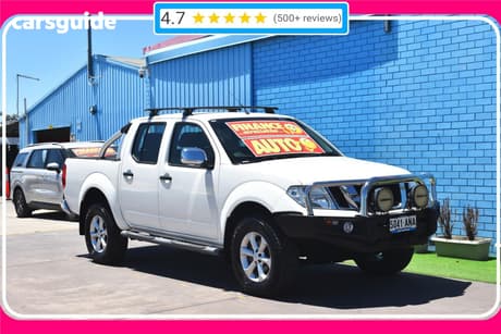 White 2011 Nissan Navara Dual Cab Pick-up St-X (4X4)