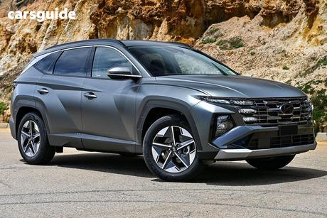 Green 2025 Hyundai Tucson Wagon Hybrid (Fwd)