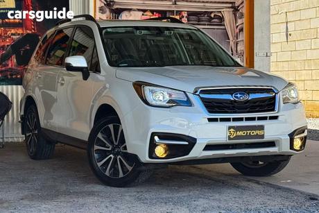 White 2017 Subaru Forester Wagon 2.5I-S