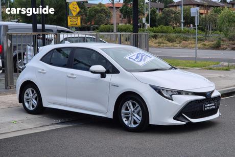 White 2021 Toyota Corolla Hatchback Sx Hybrid