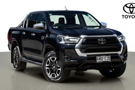 Black 2020 Toyota Hilux Double Cab Chassis Sr5 (4X4)