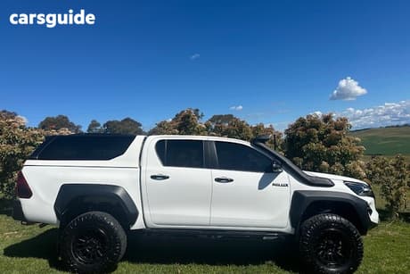 White 2025 Toyota Hilux Double Cab Pick Up Gr-Sport (4X4)