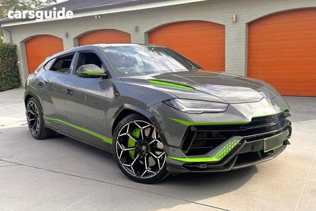 Grey 2024 Lamborghini Urus Wagon Performante