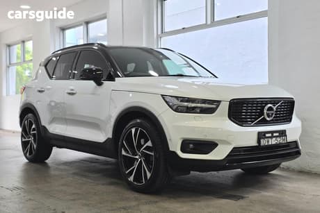 White 2018 Volvo XC40 Wagon D4 R-Design (Awd)
