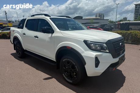White 2025 Nissan Navara Dual Cab Pick-up Pro-4X (4X4)