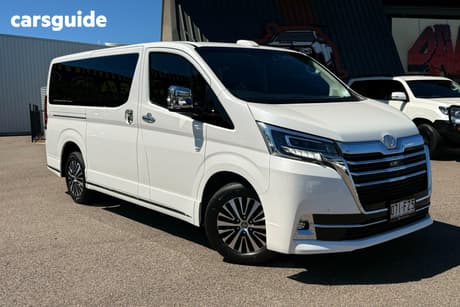 White 2022 Toyota Granvia Wagon Vx (6 Seats)