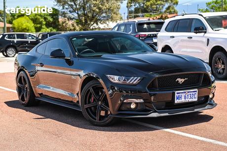 Black 2017 Ford Mustang Coupe Fastback Gt 5.0 V8
