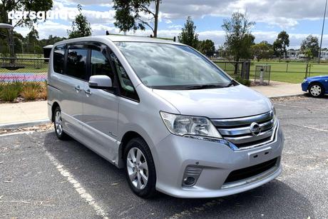 Silver 2013 Nissan Serena Wagon Highway Star G (Hybrid)