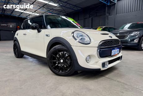 White 2015 Mini Hatch Hatch COOPER S F