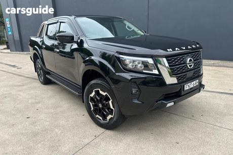 Black 2025 Nissan Navara Dual Cab Pick-up St-X (4X4) Leather/Sunroof