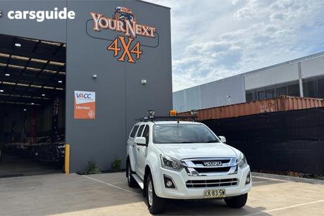 White 2018 Isuzu D-MAX Crew Cab Utility Ls-M Hi-Ride (4X4)