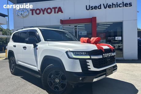 White 2021 Toyota Landcruiser SUV