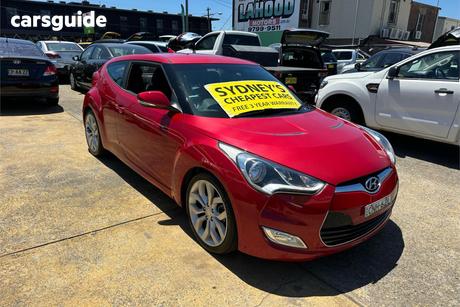 Red 2013 Hyundai Veloster Coupe