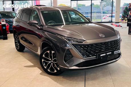 Grey 2025 MG Qs Wagon Essence