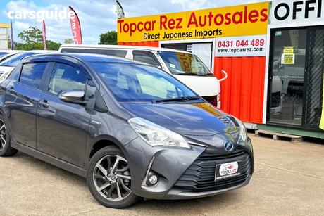 Grey 2017 Toyota Vitz Hatchback F (Hybrid)