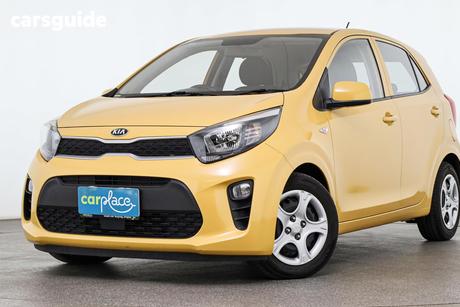 Yellow 2017 Kia Picanto Hatchback Si