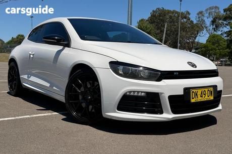 White 2011 Volkswagen Scirocco Hatch R F