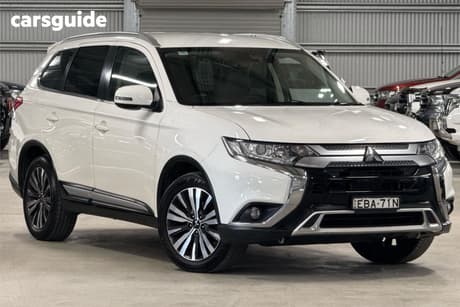 White 2019 Mitsubishi Outlander Wagon Ls 7 Seat (2Wd)